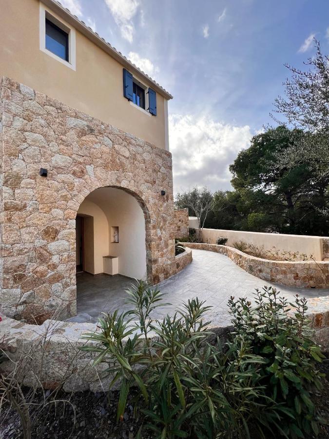 Casa U Fornu Residence & Spa Л'Иль-Рус Экстерьер фото